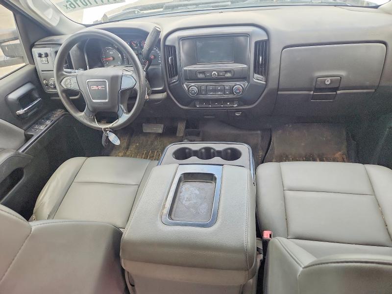 61111016 :رقم المزاد ، 1GT42VCY8JF276175 vin ، 2018 Gmc Sierra مزاد بيع