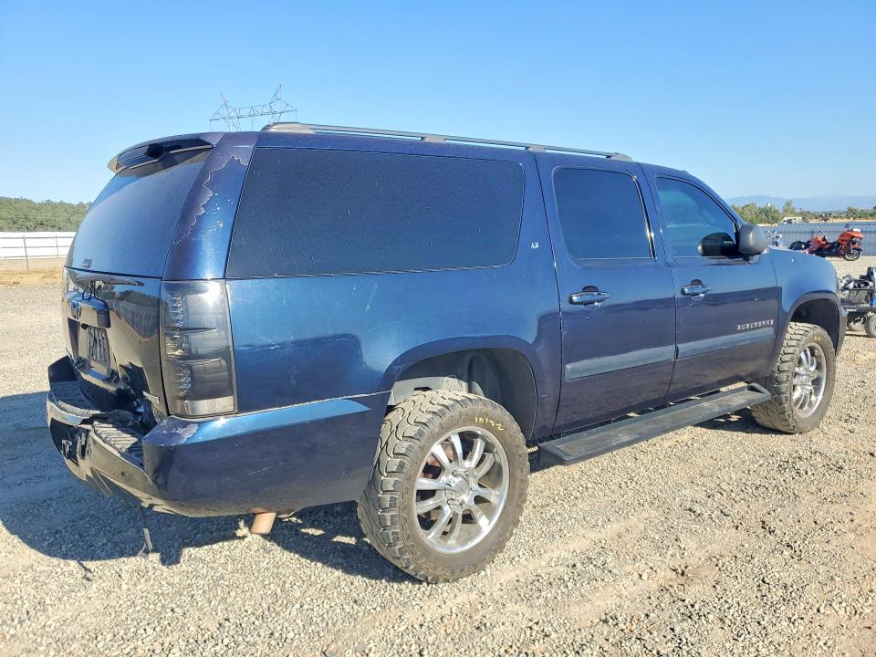 62474626 :رقم المزاد ، 1GNFK16358J116805 vin ، 2008 Chevrolet Suburban مزاد بيع