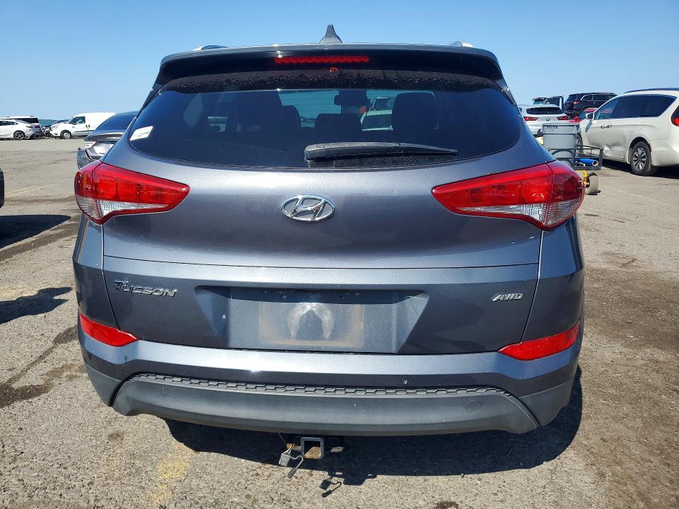 61201246 :رقم المزاد ، KM8J3CA42HU534065 vin ، 2017 Hyundai Tucson مزاد بيع