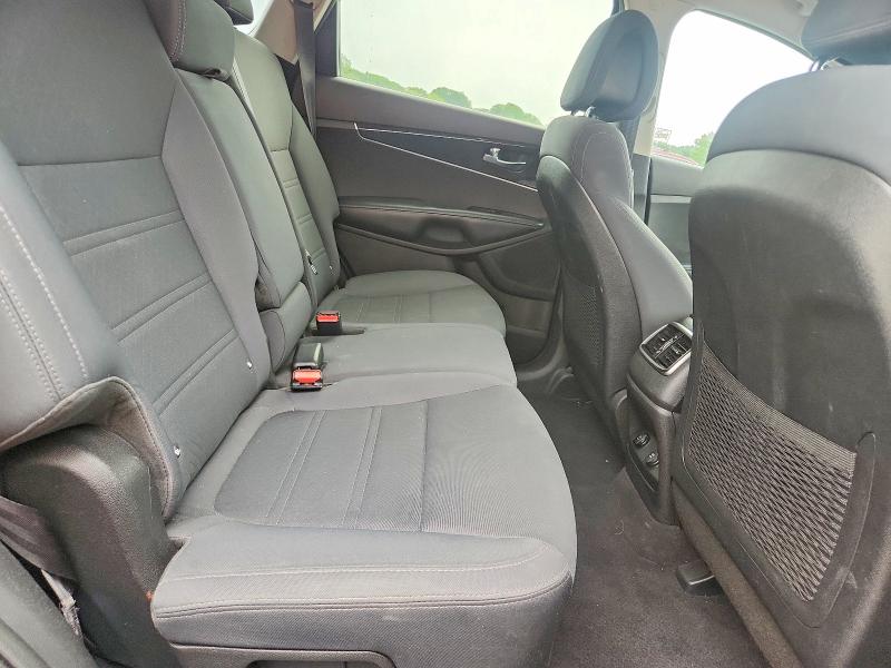 2016 Kia Sorento მანქანა იყიდება აუქციონზე, vin: 5XYPGDA30GG178781, აუქციონის ნომერი: 62611476