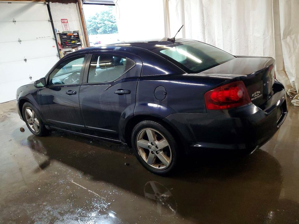 62472646 :رقم المزاد ، 1B3BD1FB9BN558917 vin ، 2011 Dodge Avenger مزاد بيع
