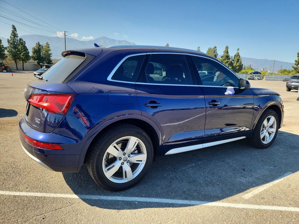 62333356 :رقم المزاد ، WA1BNAFY3J2020174 vin ، 2018 Audi Q5 مزاد بيع