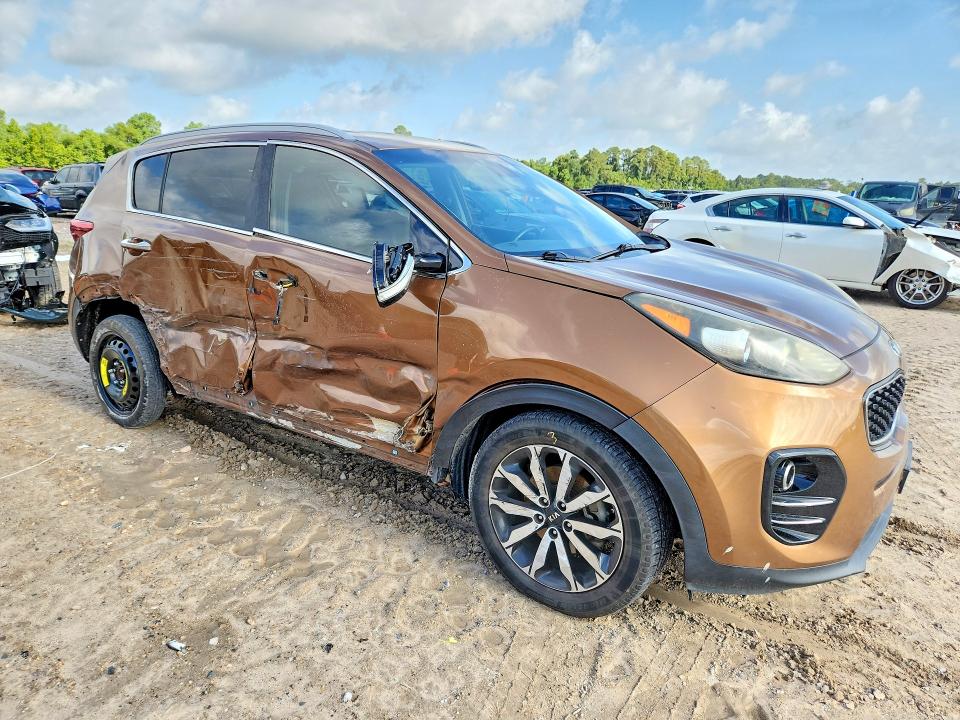 62618366 :رقم المزاد ، KNDPN3AC9J7422352 vin ، 2018 Kia Sportage مزاد بيع