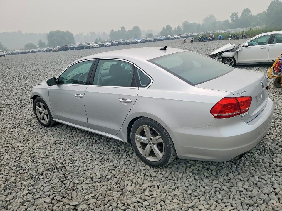 Продажа на аукционе авто 2015 Volkswagen Passat, vin: 1VWAS7A3XFC122000, номер лота: 61425546