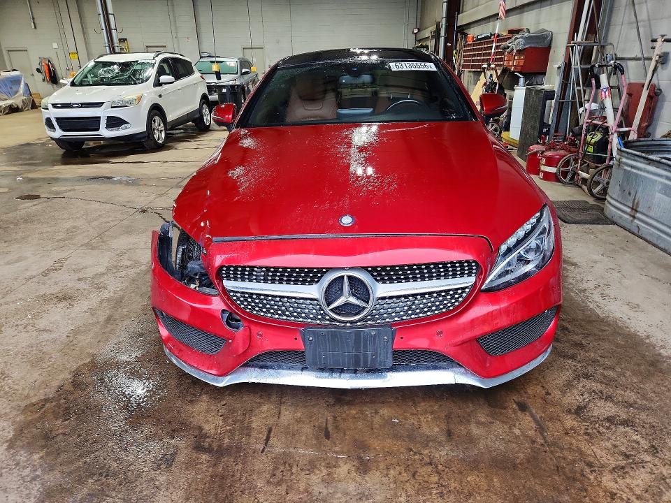63135556 :رقم المزاد ، WDDWJ4KB9HF374733 vin ، 2017 Mercedes-benz C مزاد بيع