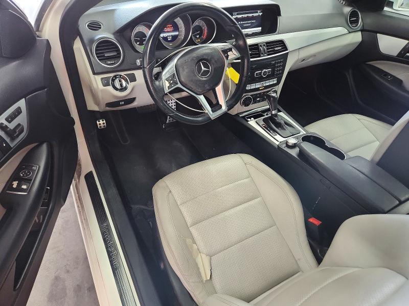 2013 Mercedes-benz C მანქანა იყიდება აუქციონზე, vin: WDDGJ4HB4DG029500, აუქციონის ნომერი: 63207146