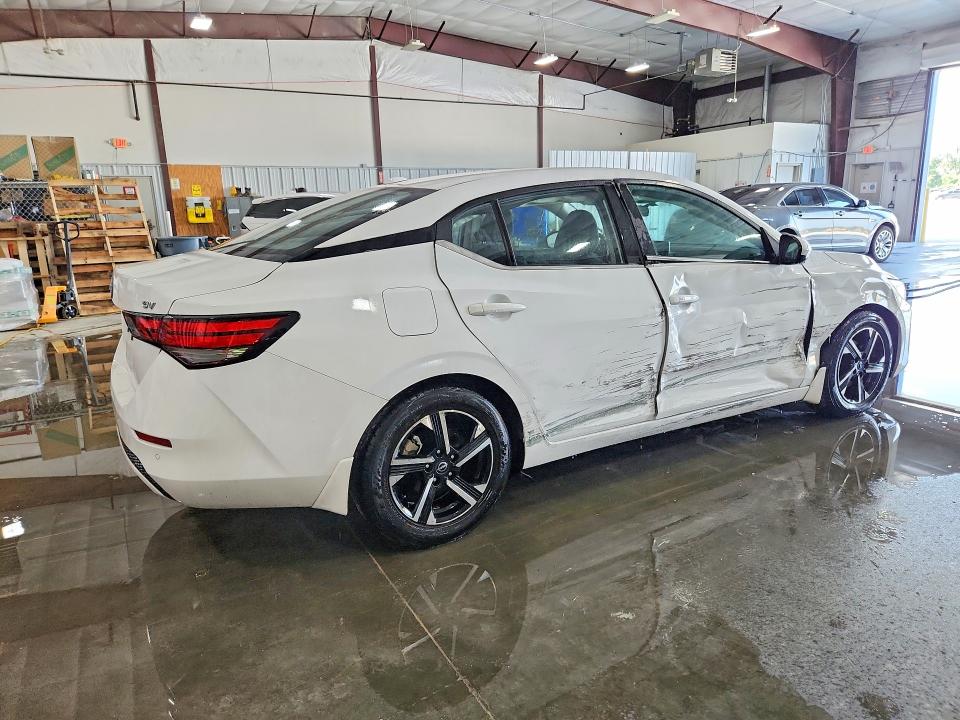 Продажа на аукционе авто 2024 Nissan Sentra, vin: 3N1AB8CV5RY214685, номер лота: 62486856