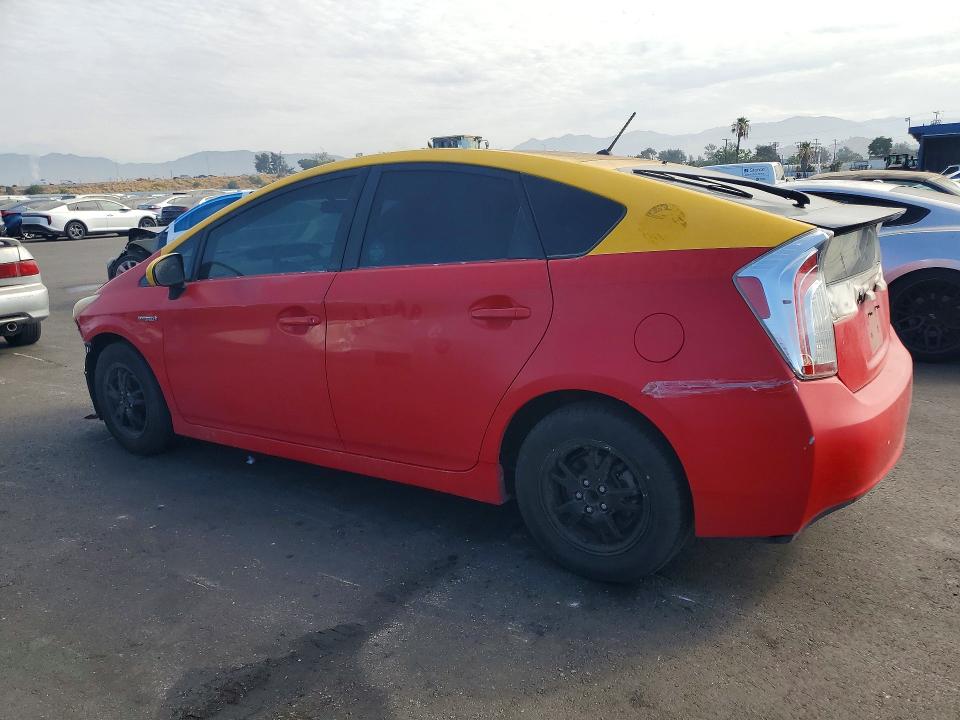 61541216 :رقم المزاد ، JTDKN3DU9F1980937 vin ، 2015 Toyota Prius مزاد بيع