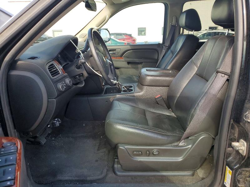 63030456 :رقم المزاد ، 1GNSKJE72CR183486 vin ، 2012 Chevrolet Suburban مزاد بيع
