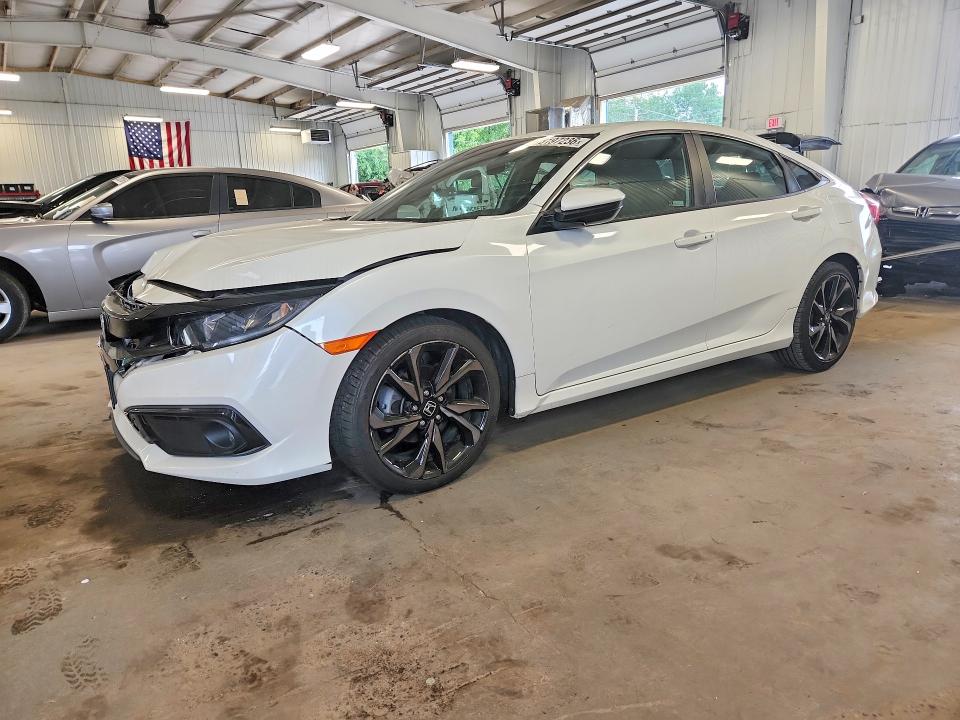 63197236 :رقم المزاد ، 19XFC2F82KE019427 vin ، 2019 Honda Civic مزاد بيع