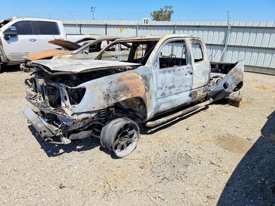 61772276 :رقم المزاد ، 5TEUX42N16Z231057 vin ، 2006 Toyota Tacoma مزاد بيع