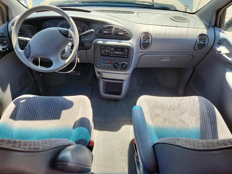 Продажа на аукционе авто 2000 Chrysler Voyager, vin: 2C4GJ2534YR647657, номер лота: 61706336