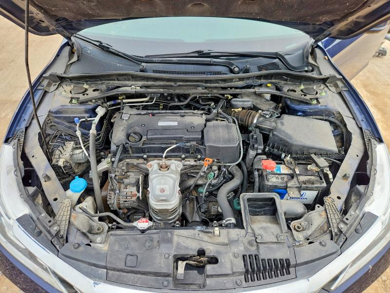 60803616 :رقم المزاد ، 1HGCR2F80HA225019 vin ، 2017 Honda Accord مزاد بيع