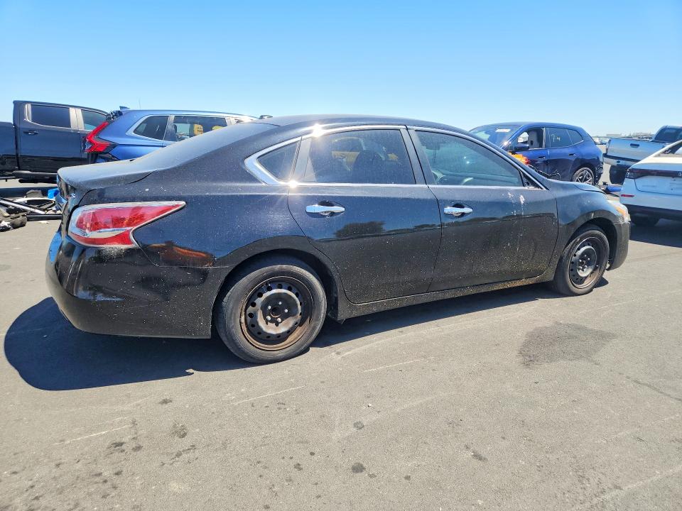 61022256 :رقم المزاد ، 1N4AL3AP3FC141845 vin ، 2015 Nissan Altima مزاد بيع