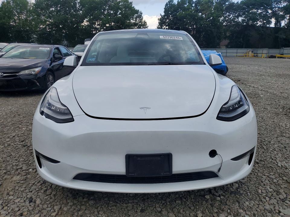 62296246 :رقم المزاد ، 7SAYGDEE7PA108282 vin ، 2023 Tesla Model Y مزاد بيع