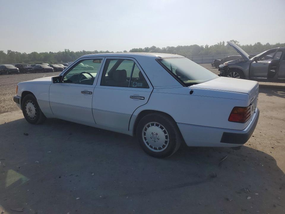 Продажа на аукционе авто 1992 Mercedes-benz 300, vin: WDBEB28D2NB759410, номер лота: 59646276