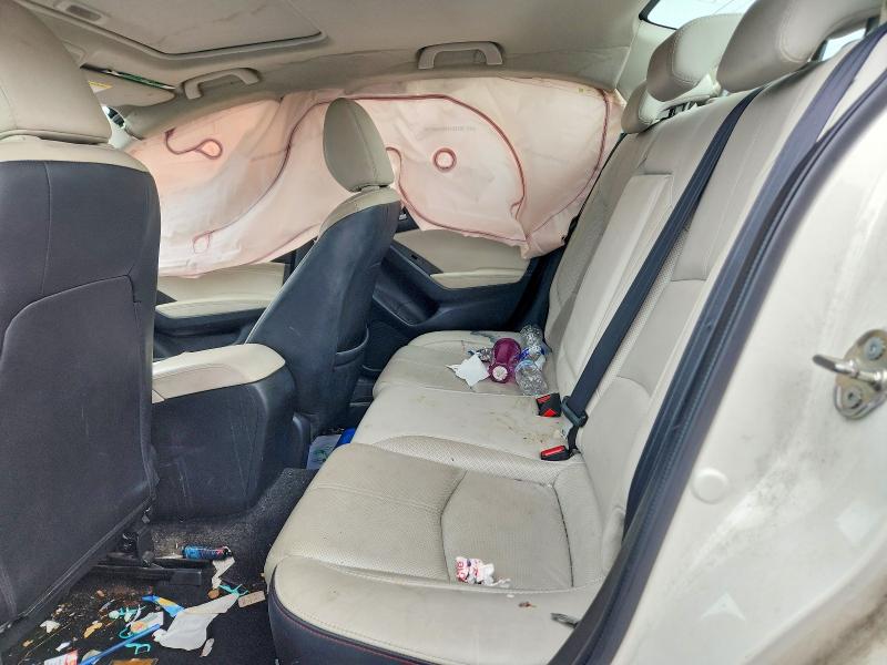 61982916 :رقم المزاد ، 3MZBN1W35JM158668 vin ، 2018 Mazda 3 مزاد بيع