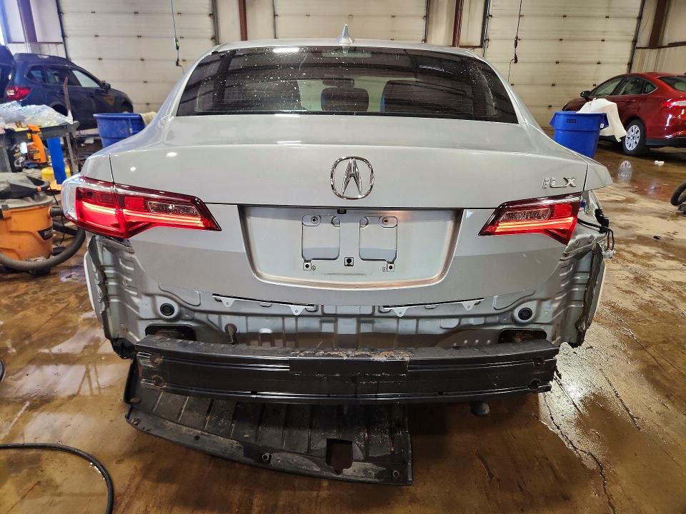 Продаж на аукціоні авто 2018 Acura Ilx, vin: 19UDE2F36JA004342, номер лоту: 58632846