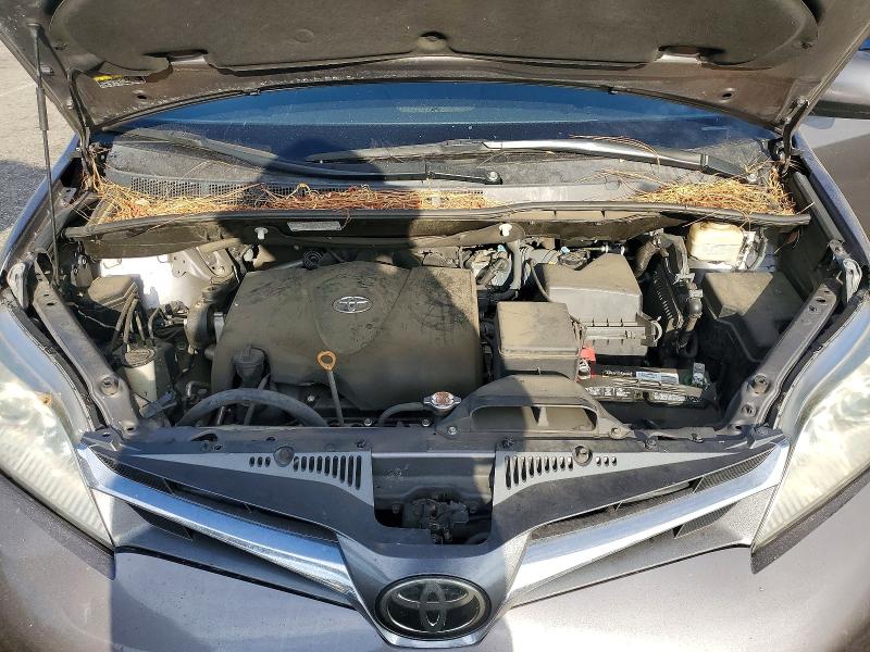 Aukcja sprzedaży 2018 Toyota Sienna, vin: 5TDYZ3DC4JS915849, numer aukcji: 61473926
