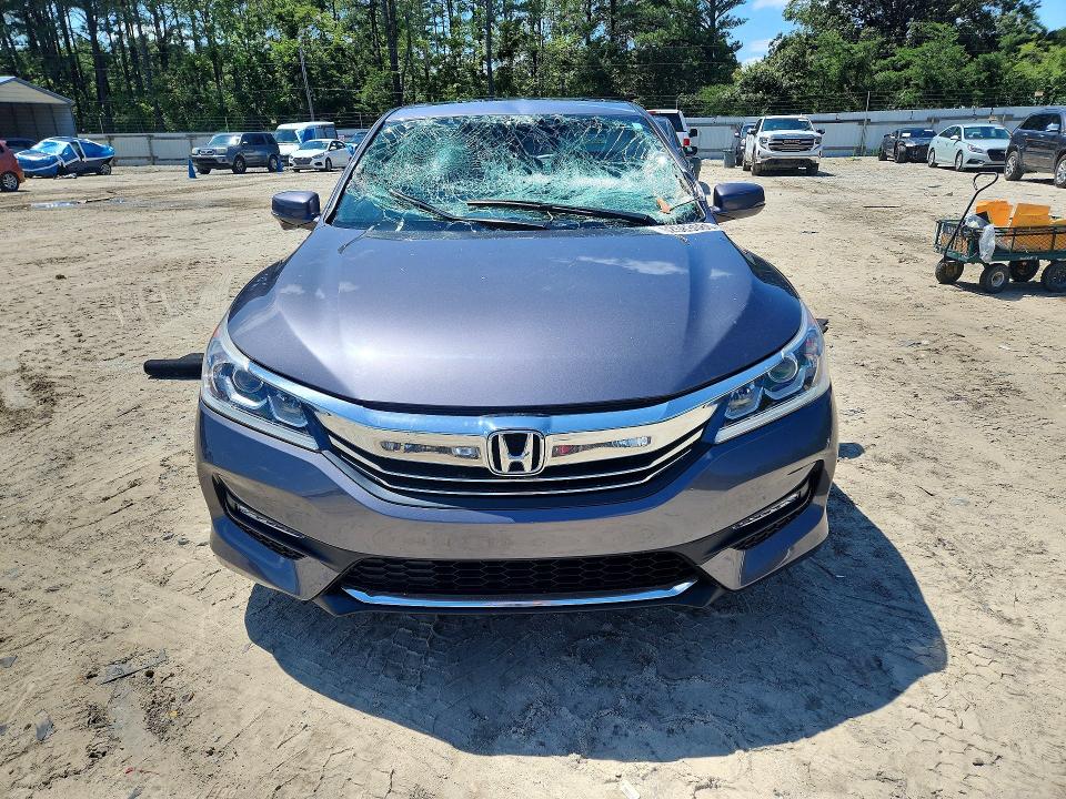 Продаж на аукціоні авто 2016 Honda Accord, vin: 1HGCR3F86GA033009, номер лоту: 62583086