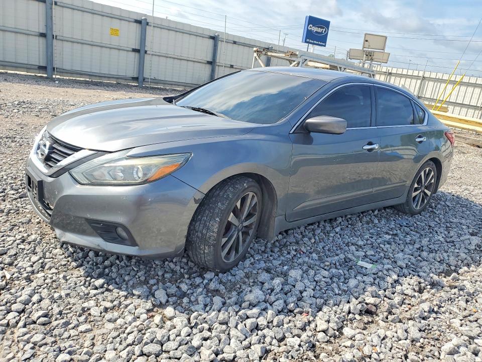 2017 Nissan Altima მანქანა იყიდება აუქციონზე, vin: 1N4AL3AP0HC187149, აუქციონის ნომერი: 60645316