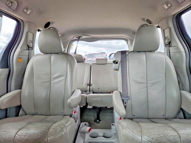 Продаж на аукціоні авто 2012 Toyota Sienna, vin: 5TDYK3DC8CS188335, номер лоту: 61865376