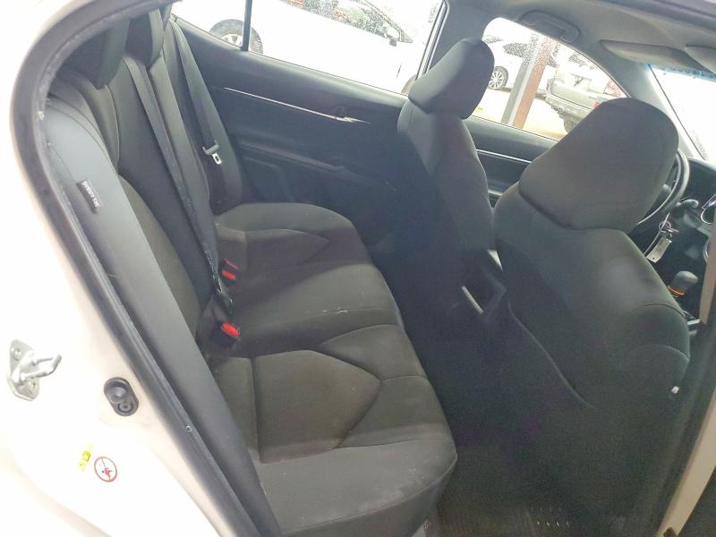 Продаж на аукціоні авто 2018 Toyota Camry, vin: JTNB11HK6J3008567, номер лоту: 61302566