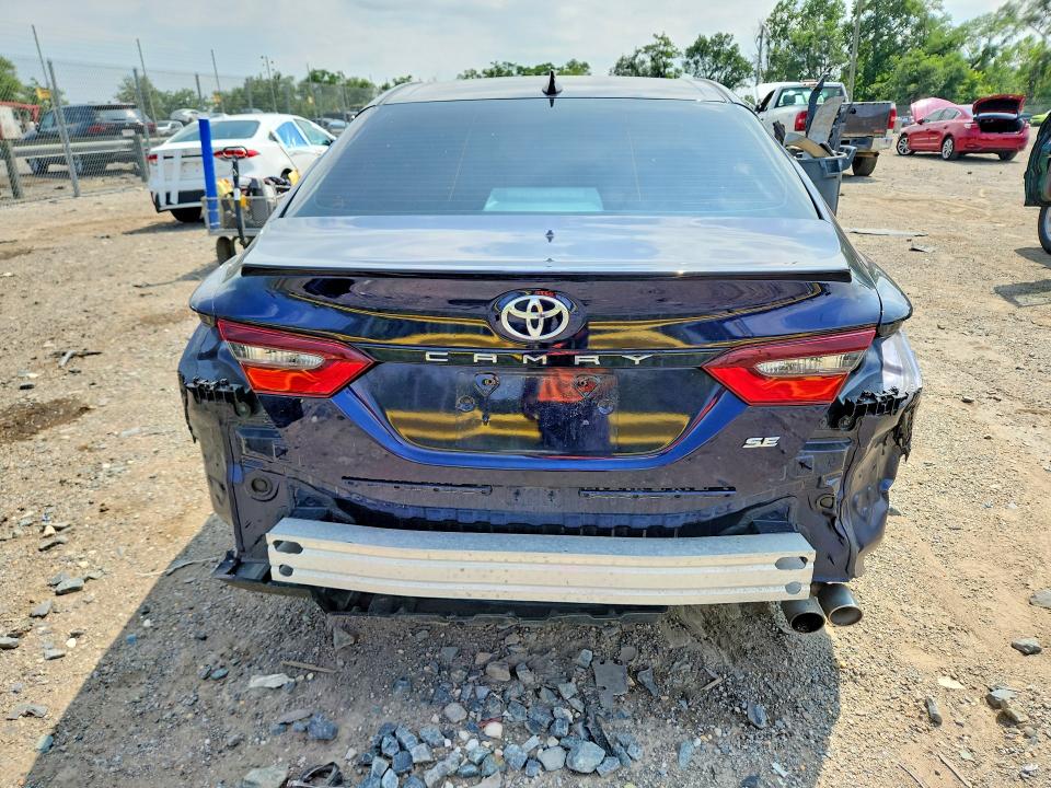 Продаж на аукціоні авто 2022 Toyota Camry, vin: 4T1G11AK6NU714146, номер лоту: 61306626