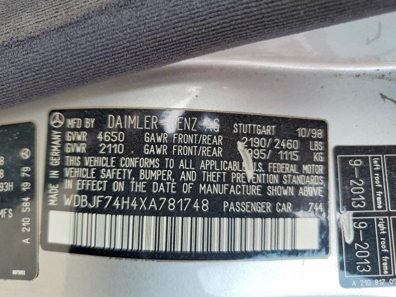 61617756 :رقم المزاد ، WDBJF74H4XA781748 vin ، 1999 Mercedes-benz E مزاد بيع