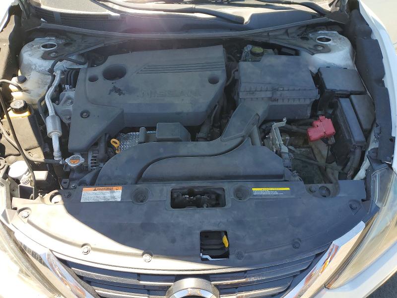 2017 Nissan Altima მანქანა იყიდება აუქციონზე, vin: 1N4AL3AP3HC175206, აუქციონის ნომერი: 63029576