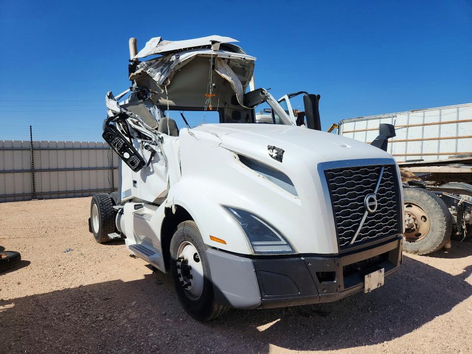 Продажа на аукционе авто 2022 Volvo Vn Vnl, vin: 4V4N39THXNN298347, номер лота: 63012576