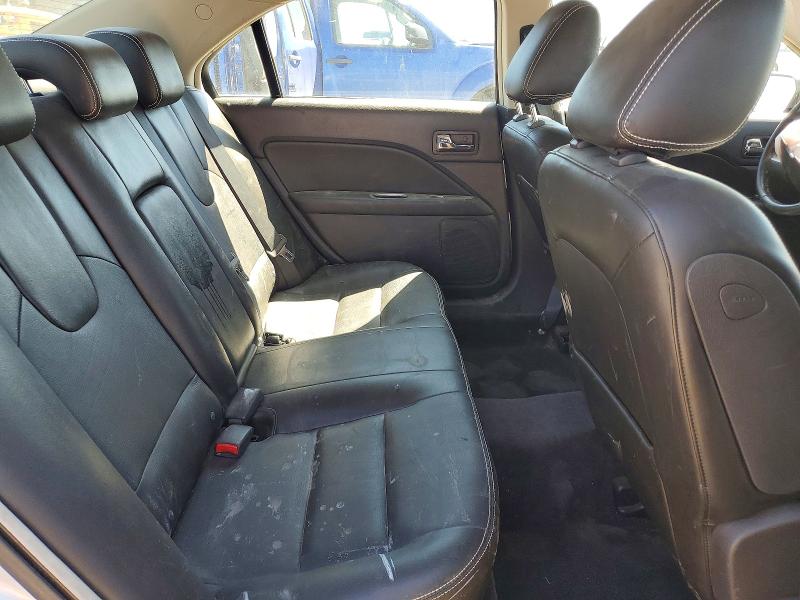 60238706 :رقم المزاد ، 3FAHP0CG0AR243161 vin ، 2010 Ford Fusion مزاد بيع