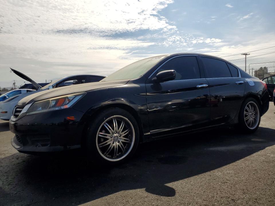 Продаж на аукціоні авто 2015 Honda Accord, vin: 1HGCR2F55FA196443, номер лоту: 61875206