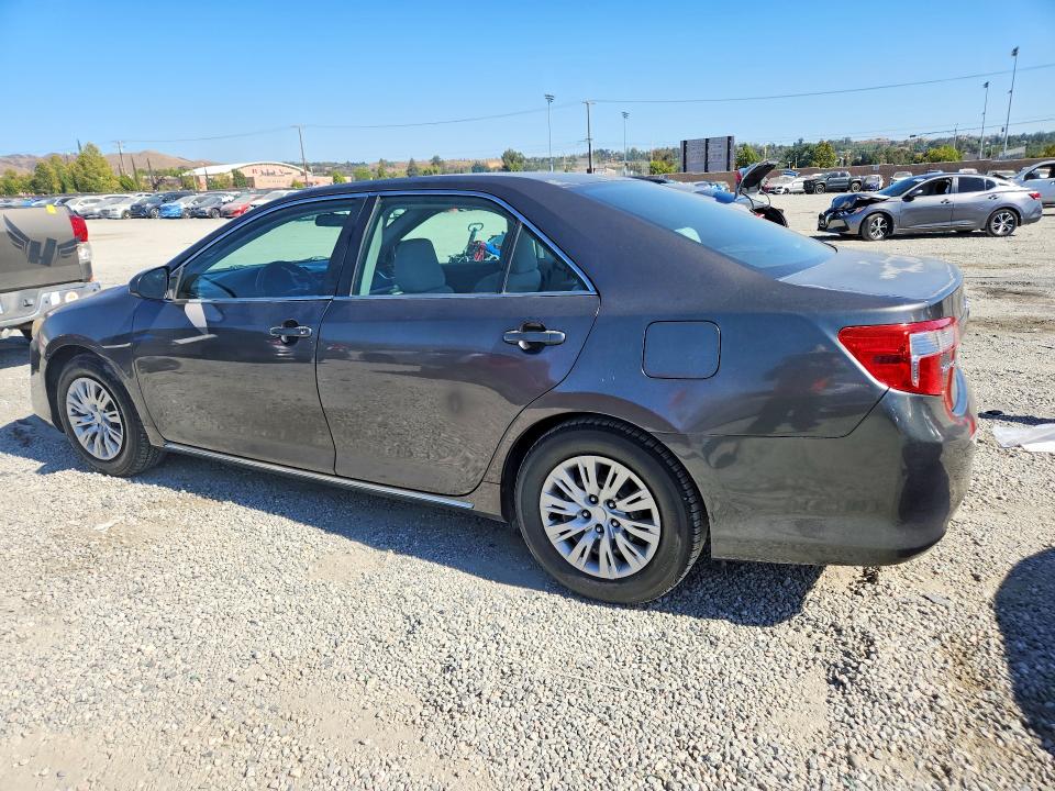 59823386 :رقم المزاد ، 4T4BF1FK5CR240293 vin ، 2012 Toyota Camry مزاد بيع