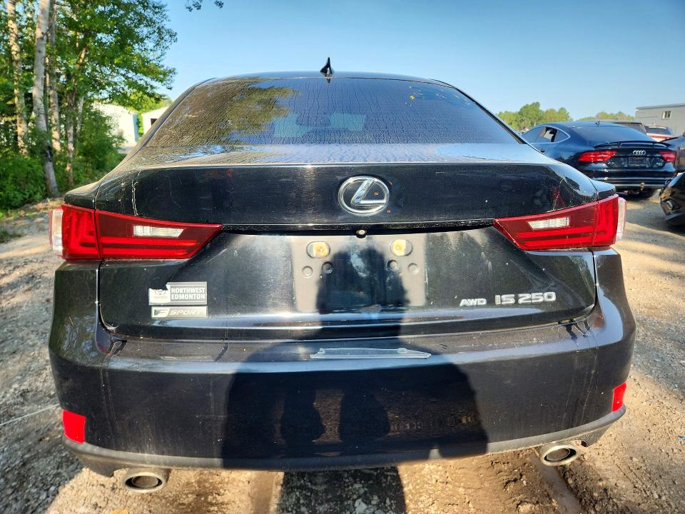 62140546 :رقم المزاد ، JTHCF1D28F5017541 vin ، 2015 Lexus Is مزاد بيع