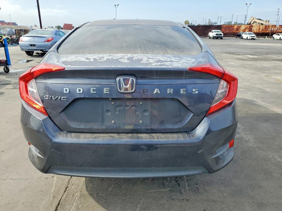 Продажа на аукционе авто 2018 Honda Civic, vin: 2HGFC2F57JH520243, номер лота: 60842716