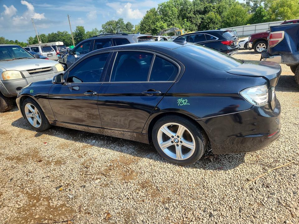 2014 Bmw 328 მანქანა იყიდება აუქციონზე, vin: WBA3A5C5XEJ463549, აუქციონის ნომერი: 59701876