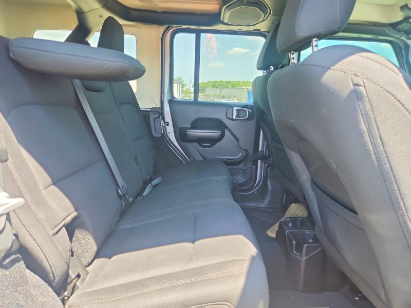 62607516 :رقم المزاد ، 1C4HJXDG6JW130220 vin ، 2018 Jeep Wrangler Unlimited مزاد بيع