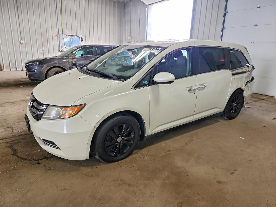 Продажа на аукционе авто 2015 Honda Odyssey, vin: 5FNRL5H63FB061910, номер лота: 61349086