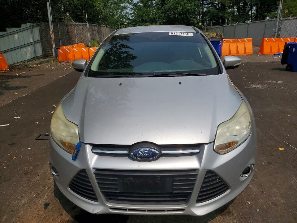 61817116 :رقم المزاد ، 1FADP3K27EL132679 vin ، 2014 Ford Focus مزاد بيع
