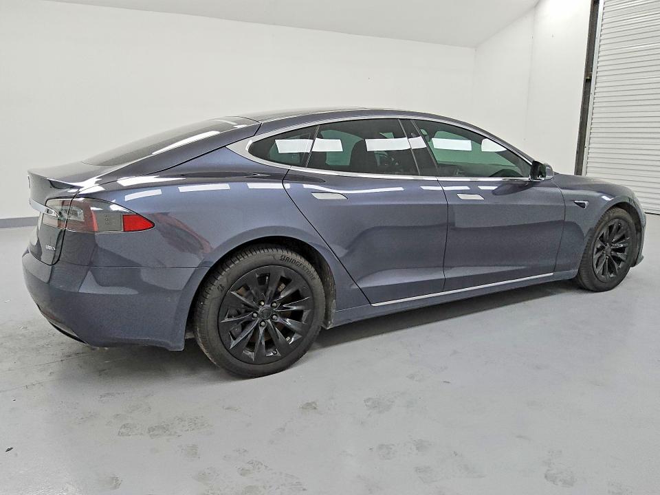 Продаж на аукціоні авто 2018 Tesla Model S, vin: 5YJSA1E21JF247794, номер лоту: 85624415
