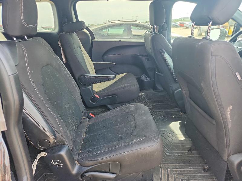 2019 Chrysler Pacifica მანქანა იყიდება აუქციონზე, vin: 2C4RC1FGXKR742035, აუქციონის ნომერი: 60449676