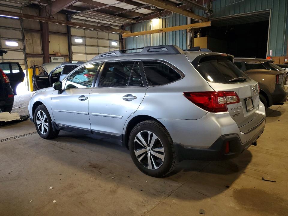 2018 Subaru Outback მანქანა იყიდება აუქციონზე, vin: 4S4BSAKC7J3215127, აუქციონის ნომერი: 61861026