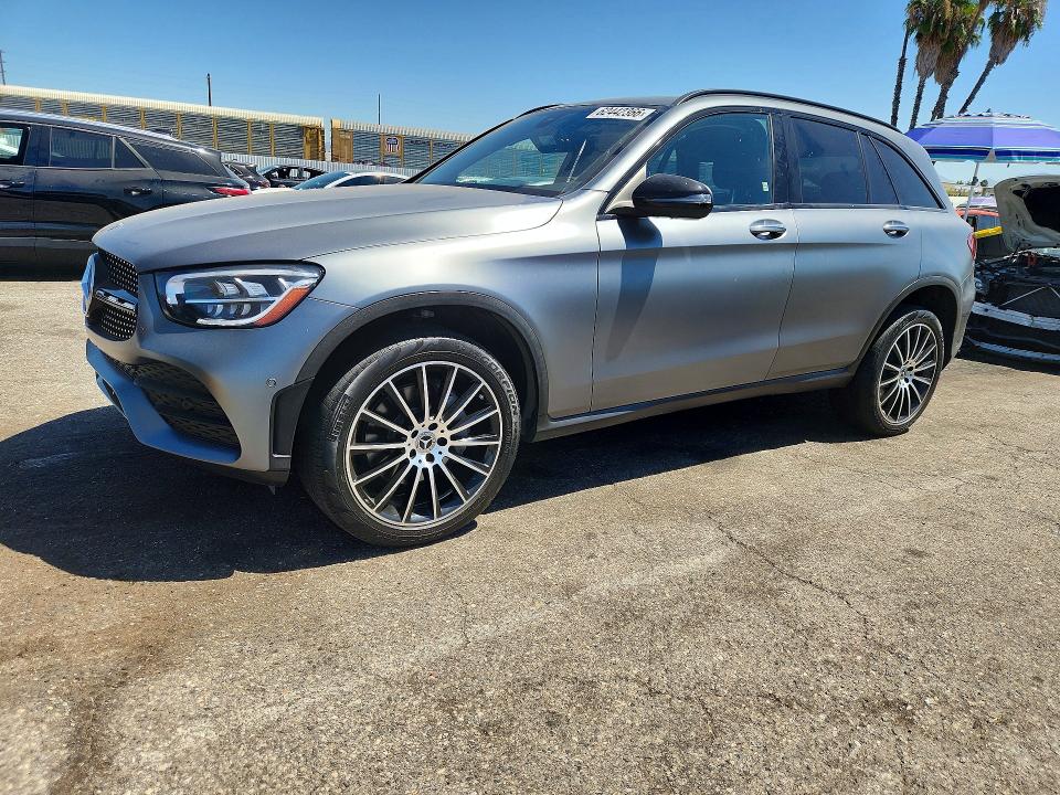 62442366 :رقم المزاد ، W1N0G8DB8MF991627 vin ، 2021 Mercedes-benz Glc مزاد بيع