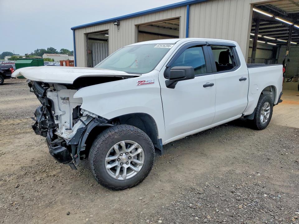 Продажа на аукционе авто 2023 Chevrolet Silverado, vin: 1GCUDAEDXPZ309553, номер лота: 62636396