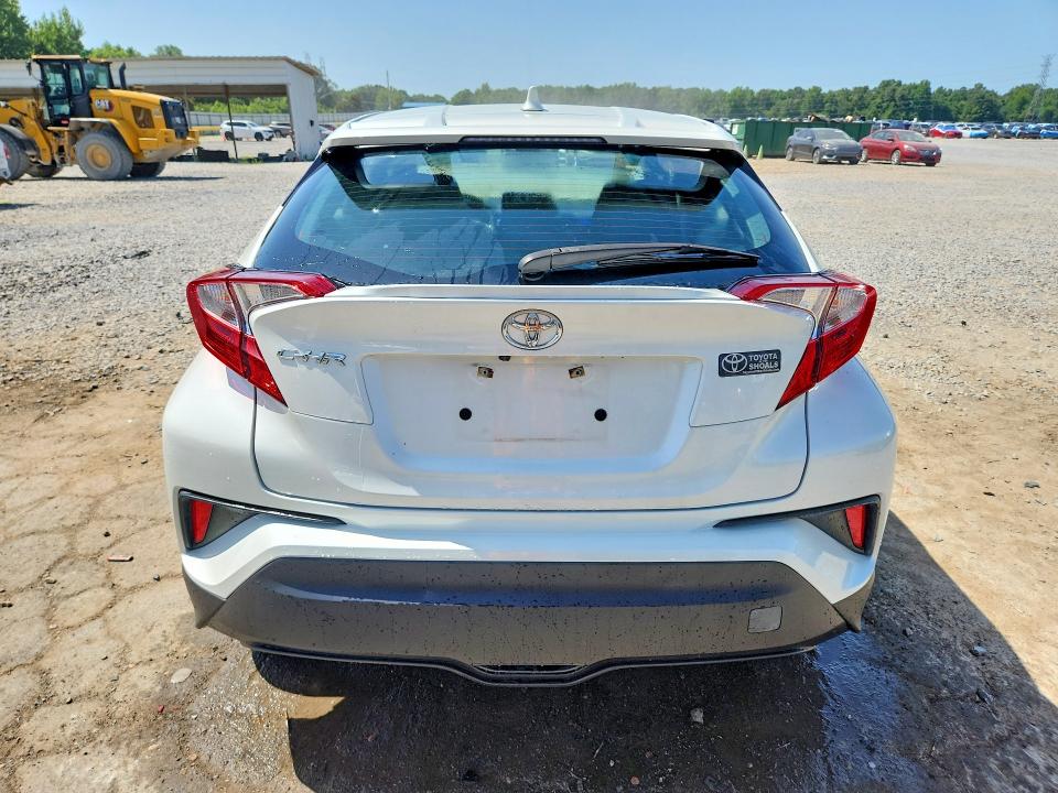 61411496 :رقم المزاد ، NMTKHMBX6LR116421 vin ، 2020 Toyota C-hr مزاد بيع