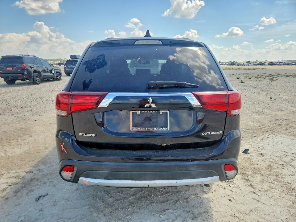 2018 Mitsubishi Outlander მანქანა იყიდება აუქციონზე, vin: JA4AZ3A39JJ005160, აუქციონის ნომერი: 59703616