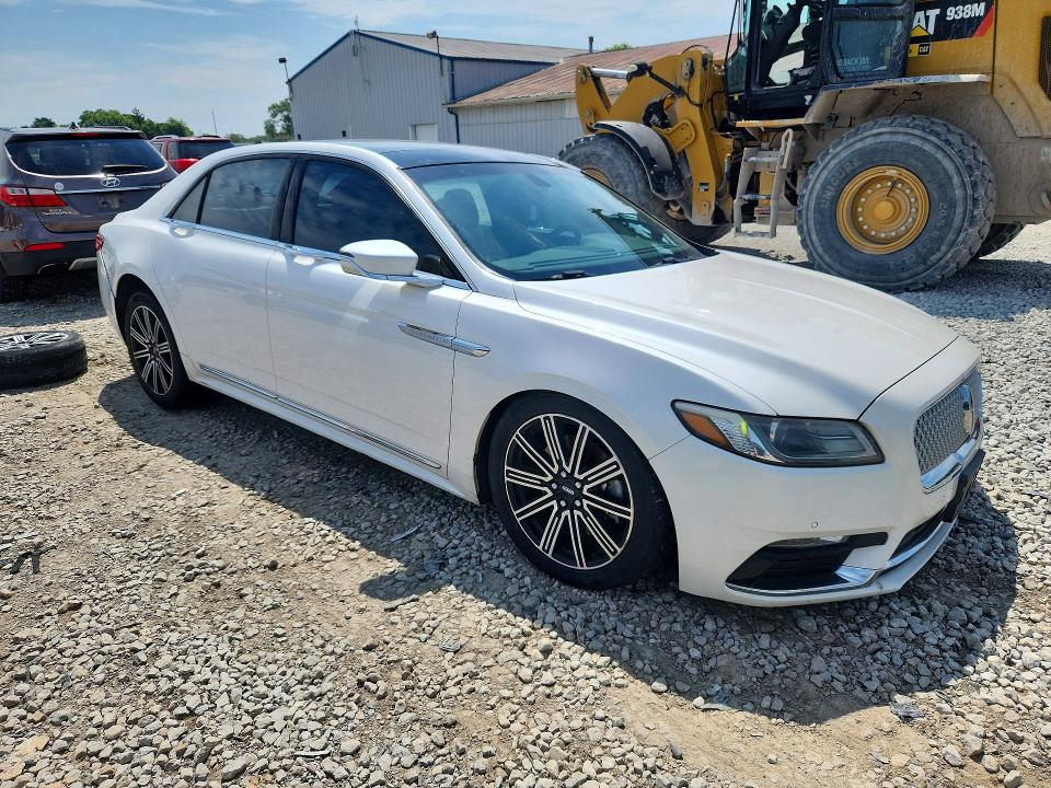 62583306 :رقم المزاد ، 1LN6L9NP1H5605716 vin ، 2017 Lincoln Continental مزاد بيع