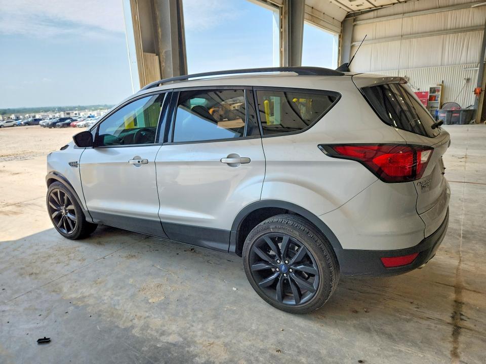 Продаж на аукціоні авто 2019 Ford Escape, vin: 1FMCU9GD5KUA62967, номер лоту: 62995106