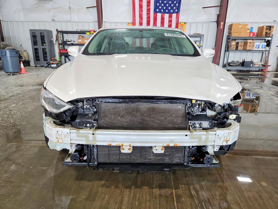 61886046 :رقم المزاد ، 3FA6P0HD9HR108793 vin ، 2017 Ford Fusion مزاد بيع